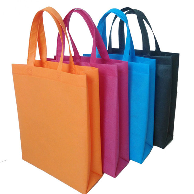 受欢迎的非织造购物袋使用优质PP纺粘非织造织物