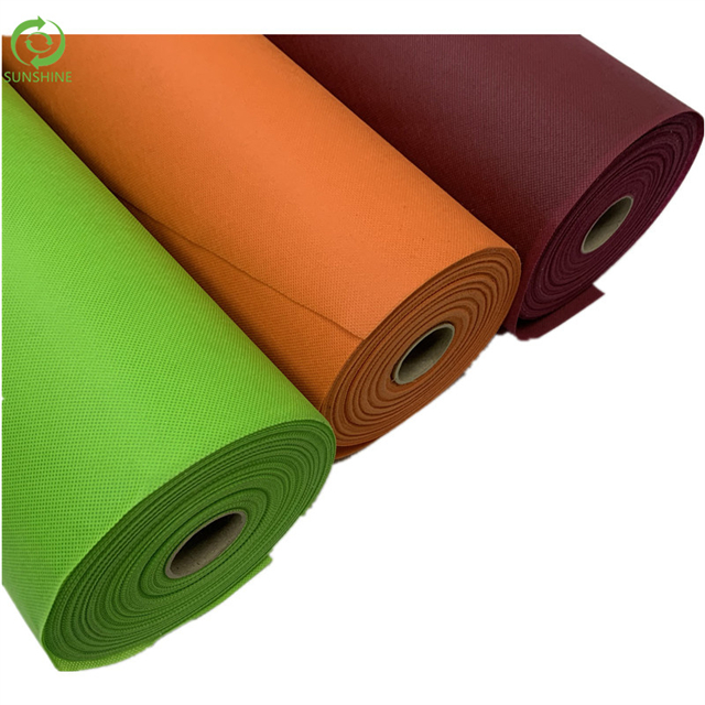 用于 TNT 彩色桌布的 100% PP 低价优质无纺布布